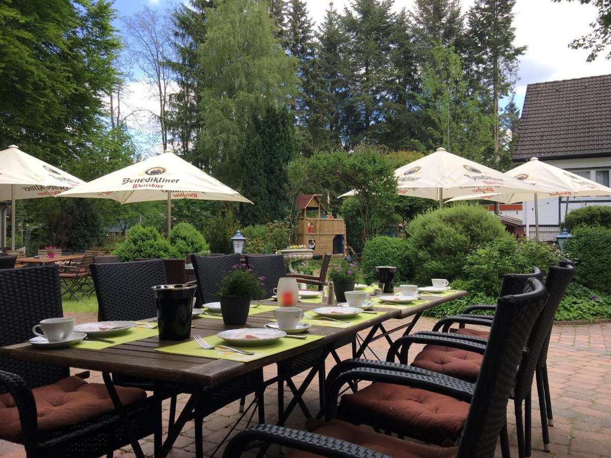Hotel Zur Heidebluete Hambühren Esterno foto